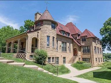Main picture of 360 Ridgeland Ave