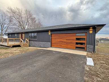 Main picture of 3606 Claude Rd