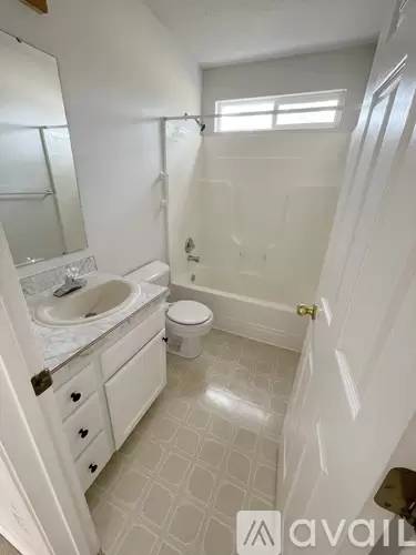 Main picture of 2510 N Man O War Ave