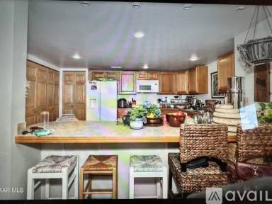 Main picture of 2865 S Omega Dr