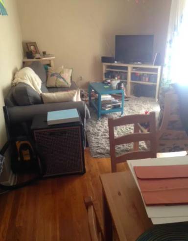 Main picture of 411 E 8th St