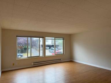 Main picture of Twin Court Apartments
