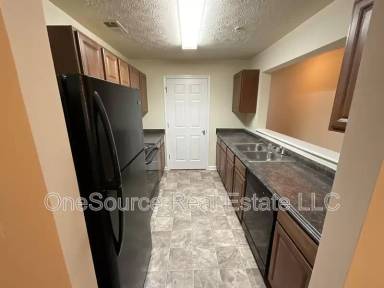 Main picture of 1202 Fairington Club Dr