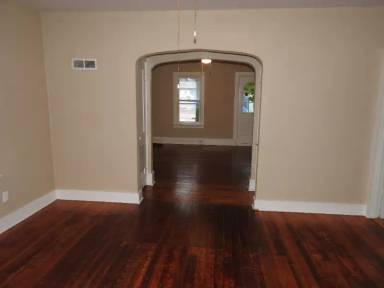 Main picture of 1010 Garfield Ave NW