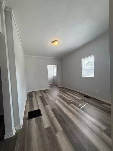 Main picture of 2015 Miller St