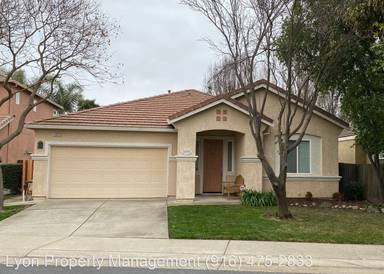 Main picture of 2808 Roseau Way
