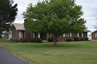 Main picture of 122 N Fairway Rd