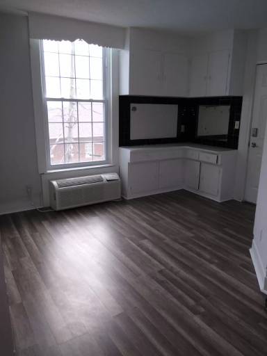 Main picture of 838 N 4th Ave