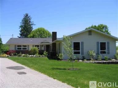 Main picture of 31 Joes Hill Rd