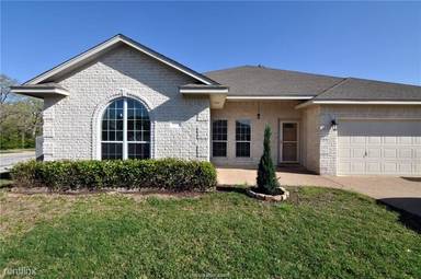 Main picture of 1212 Spartanburg Ct