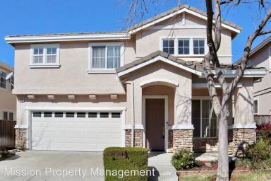 Main picture of 34380 Torrey Pine Ln