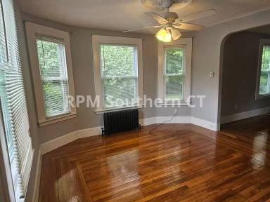 Main picture of 33 Evergreen Ave
