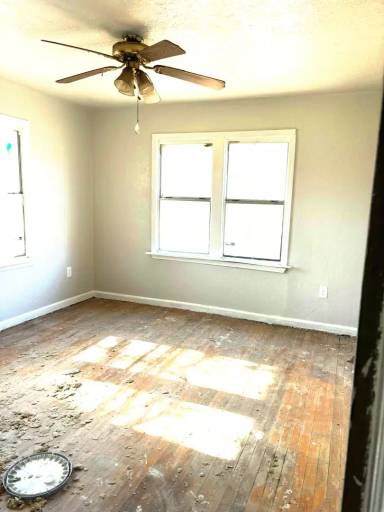 Main picture of 2142 N Midwest Blvd