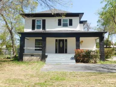 Main picture of 2629 Handley Dr