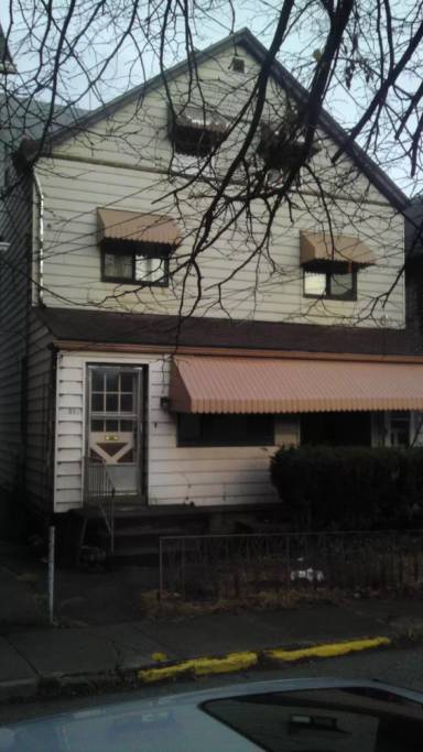 Main picture of 308 Glosser St