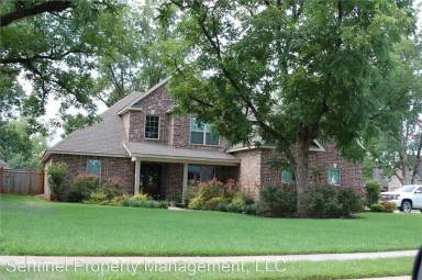 Main picture of 310 Grand Reserve Way