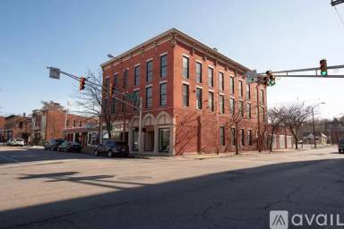 Main picture of 903 Main St