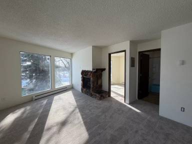Main picture of 907 W 27th Ave