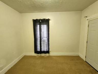 Main picture of 114 Staunton St