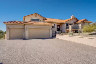 Main picture of 5631 N Paseo Otono