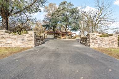 Main picture of 10951 Green Rd