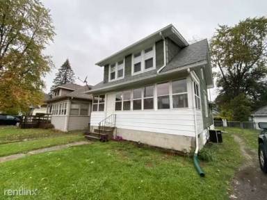 Main picture of 308 Cass Ave