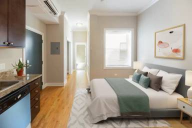 Main picture of 566 W Washington Blvd