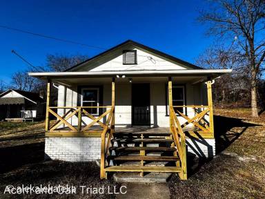 Main picture of 16 Goforth Dr