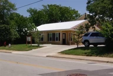 Main picture of Commons on Buck St.