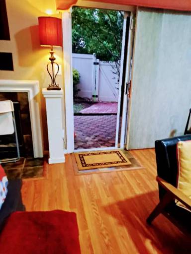 Main picture of 1567 Daniel St