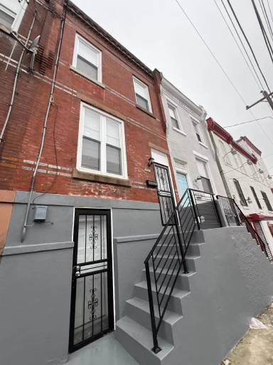 Main picture of 2664 Emerald St