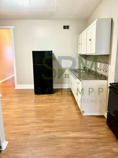 Main picture of 121 N 25th St