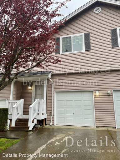 Main picture of 106 NE Tucannon Ct