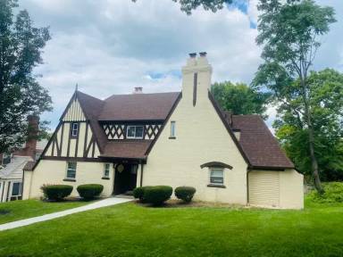 Main picture of 1160 Elm Park Dr