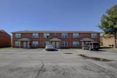 Main picture of 812 Golfview Pl