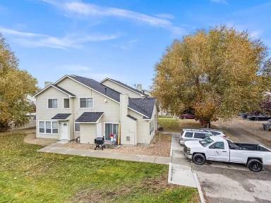 Main picture of 1490 W Bonneville Cir
