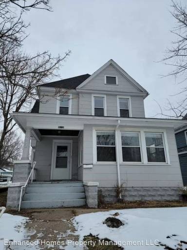 Main picture of 616 W 14th St