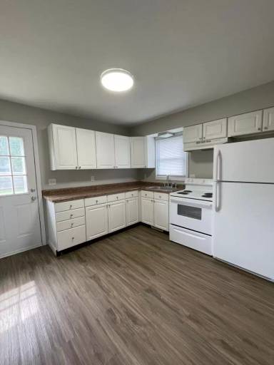 Main picture of 10 Morehouse Ct