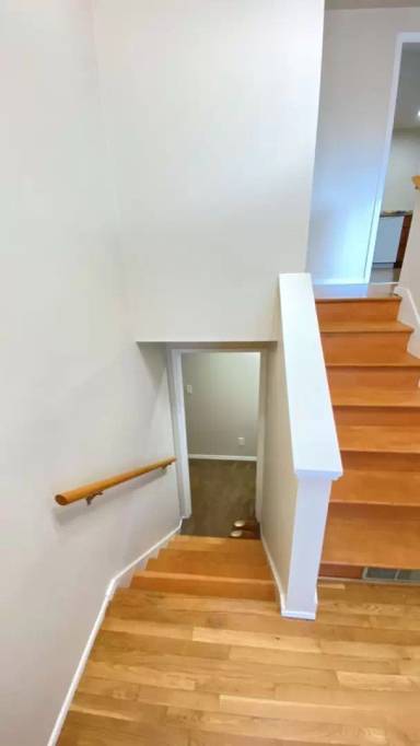 Main picture of 1801 S 261st Pl