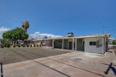 Main picture of 10636 N 114th Ave