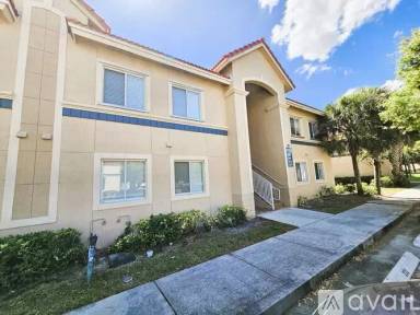 Main picture of 1055 Golden Lakes Blvd