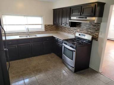 Main picture of 834 S 19th Ave