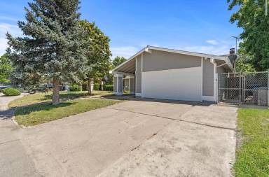 Main picture of 3449 Birch Tree Way