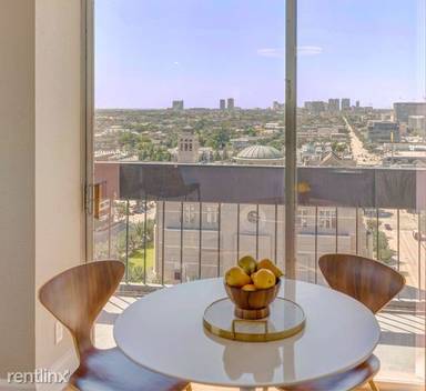 Main picture of Houston House Apartments