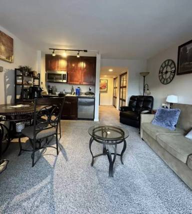 Main picture of Brooks Tower Residences