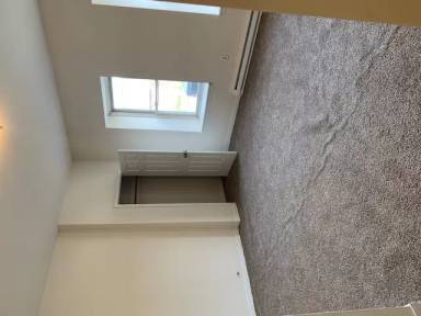 Main picture of 533 Broadway
