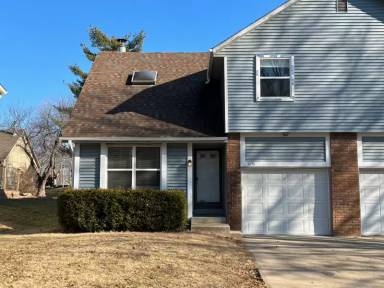 Main picture of 11751 Caenen St