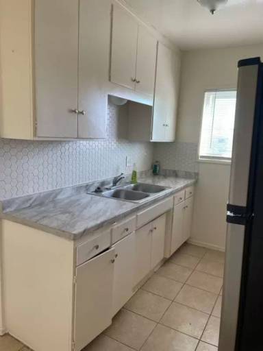 Main picture of 16051 Cantlay St