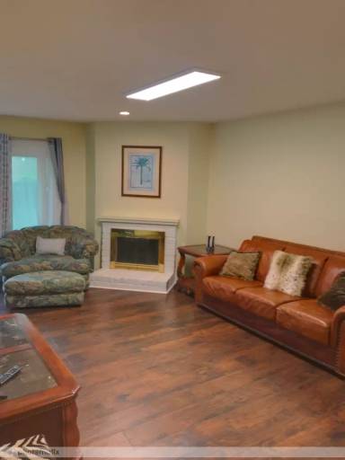 Main picture of 3220 69th St