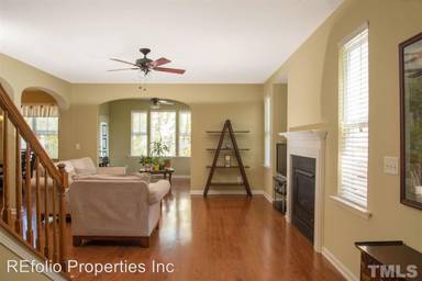 Main picture of 244 Murray Glen Dr